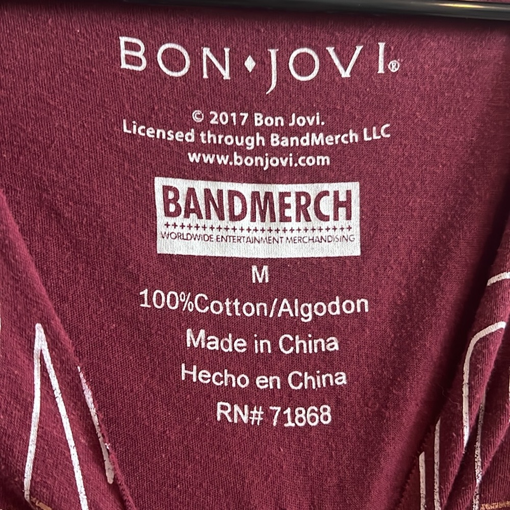 Bon Jovi band merch size medium T-shirt with cut out neck - Picture 3 of 6